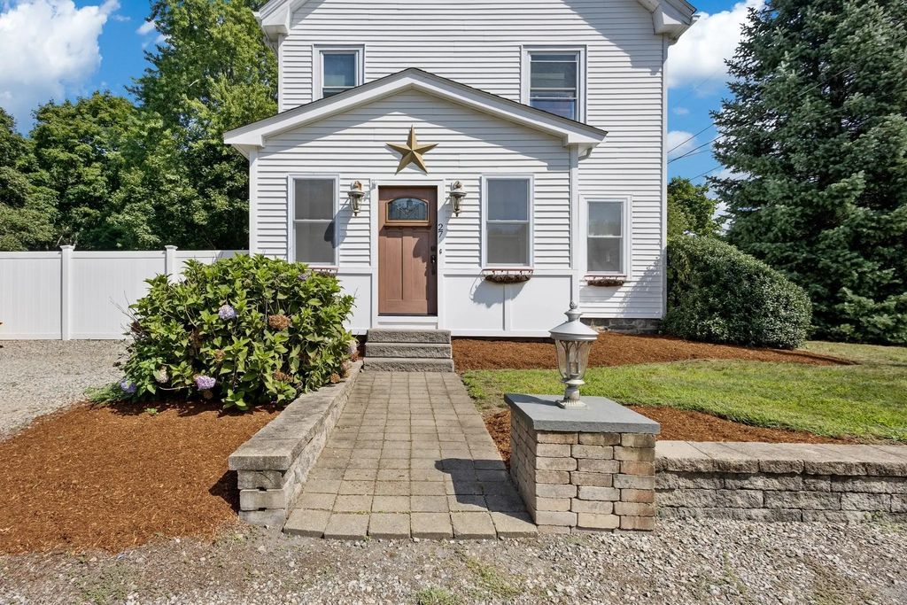 27 Bliss Ave, Mansfield