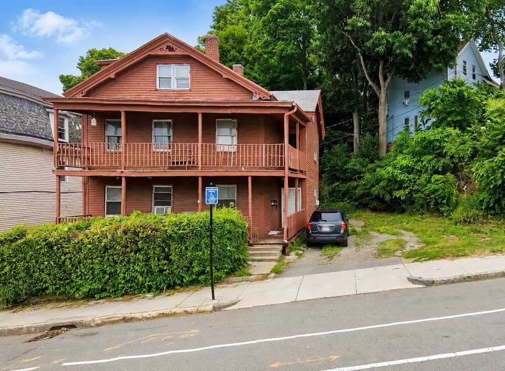 9 Winthrop, Worcester