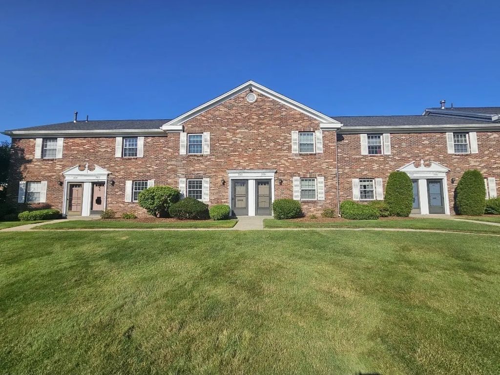 2003 Windsor Drive #2003, Framingham