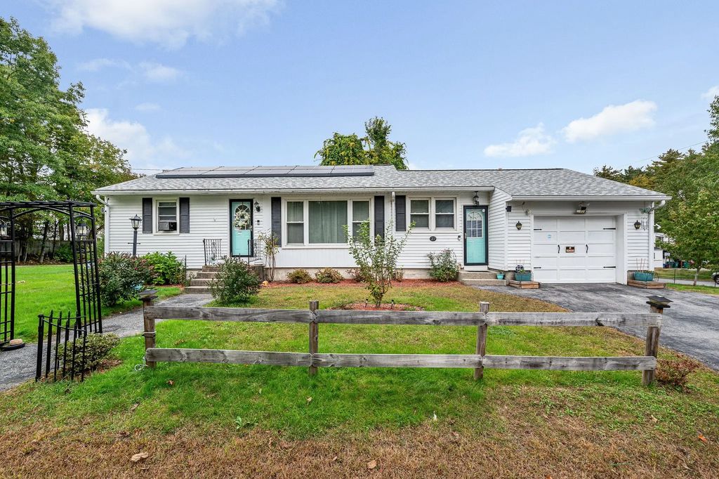 27 Legros Street, Fitchburg