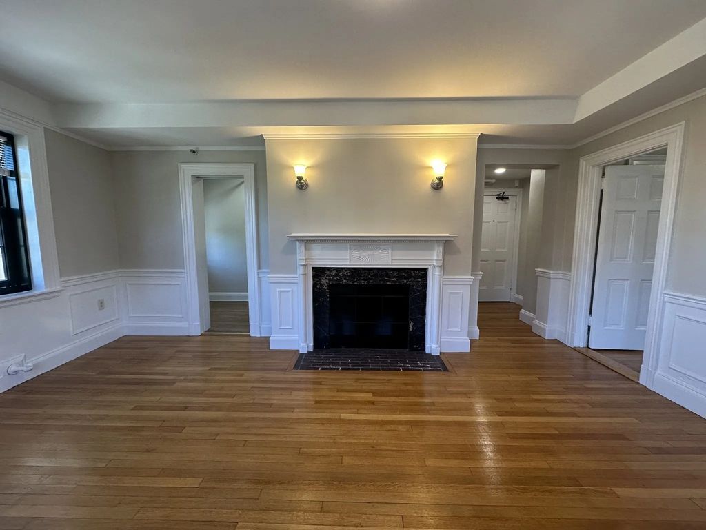 124 Bowdoin Street #43, Boston