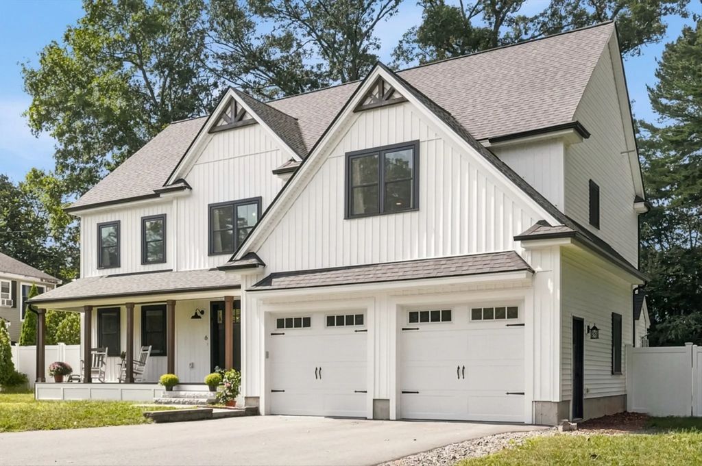 6 Mcdonald Rd, Wilmington