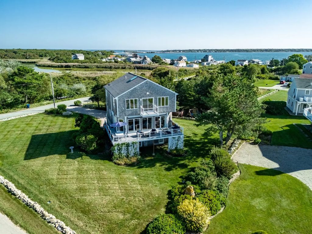 21 Nelson Avenue, Fairhaven