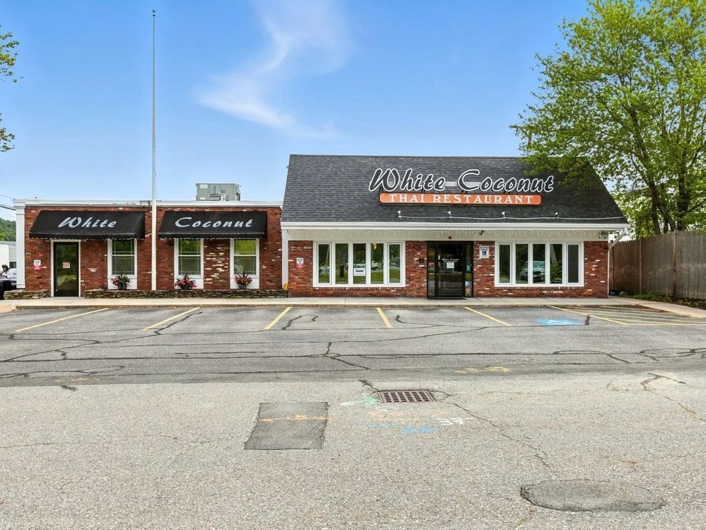 211 Middlesex Turnpike, Burlington
