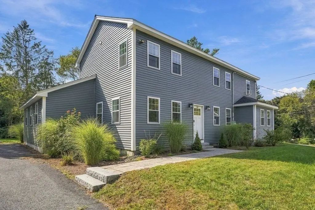 28 Ash St, Webster