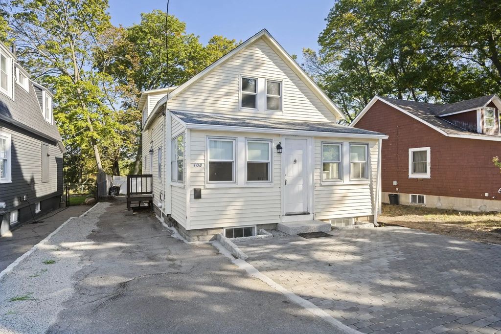 108 Palmer St, Quincy