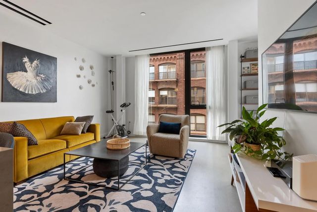 88 Wareham St #401, Boston