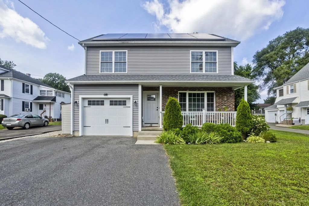 15 Lombard Ave, East Longmeadow