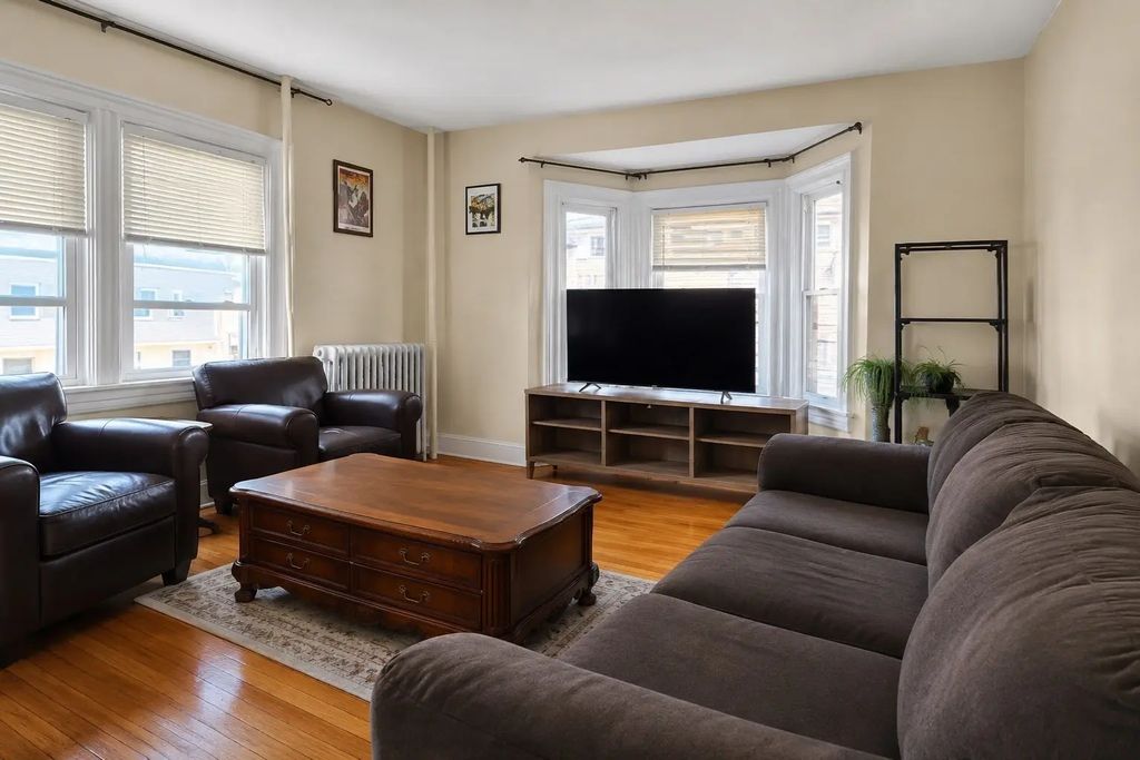27 Franklin Ave, Somerville