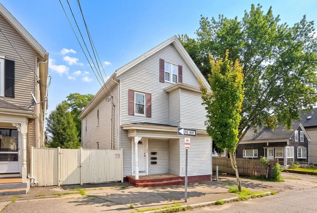 10 Brook St, Brockton
