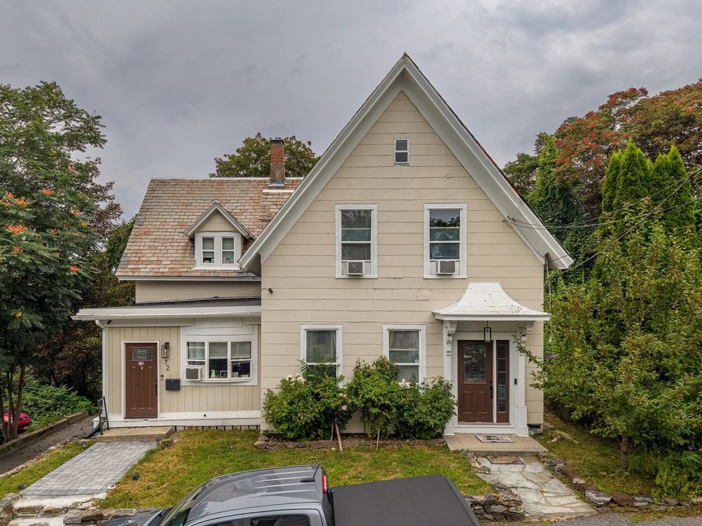 72 Mount Vernon St, Fitchburg