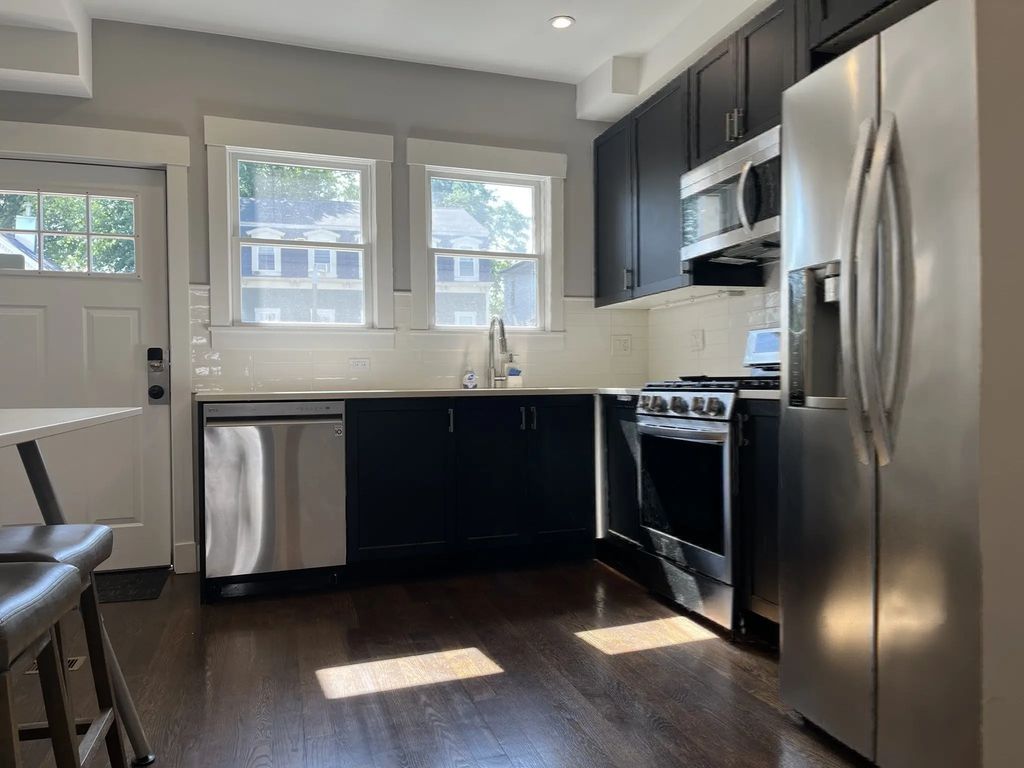8 Chestnut Ave #1, Boston