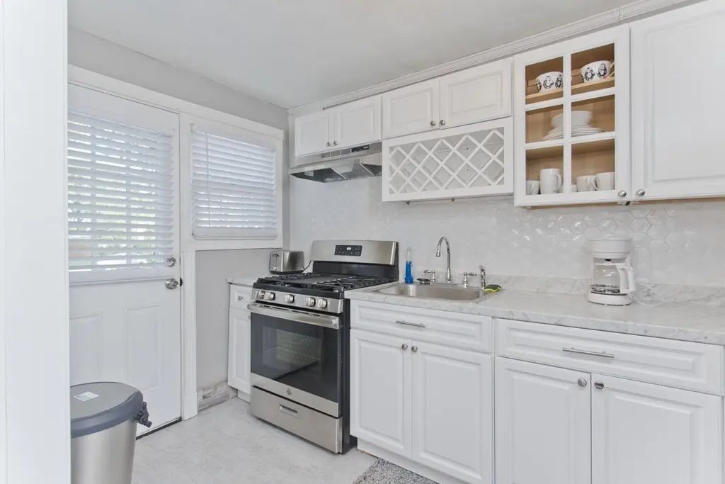 44 Colony Road #44, West Springfield