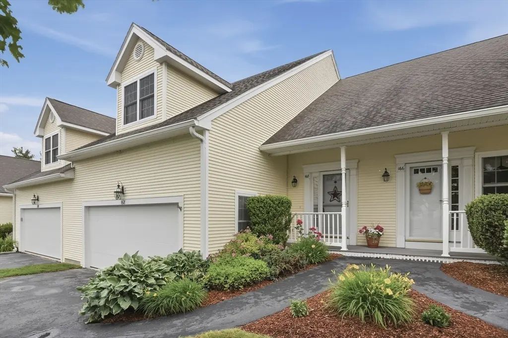 168 Horne Way #168, Millbury