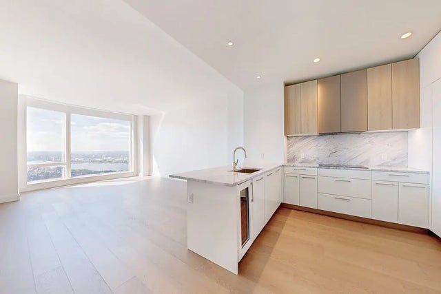 240 Devonshire Street #4005, Boston