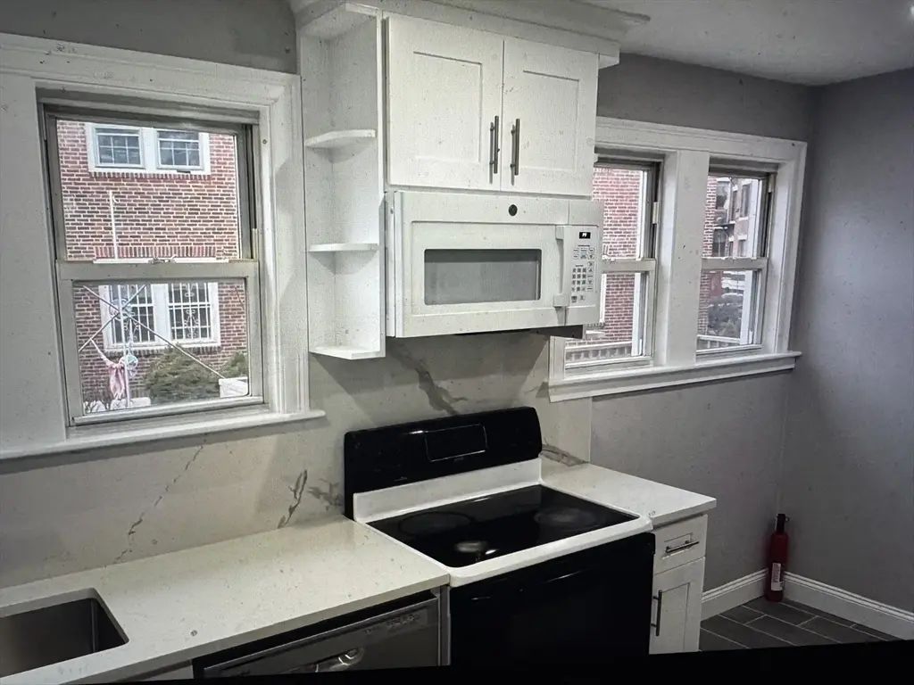115 Lanark #2, Boston