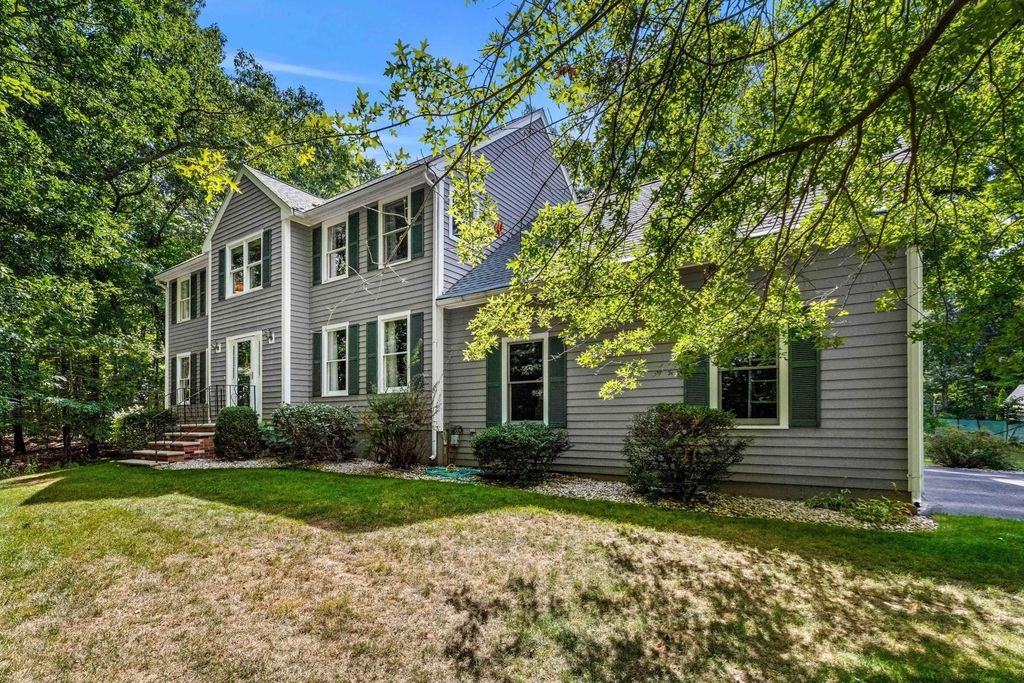 4 Mulberry Street, Groveland