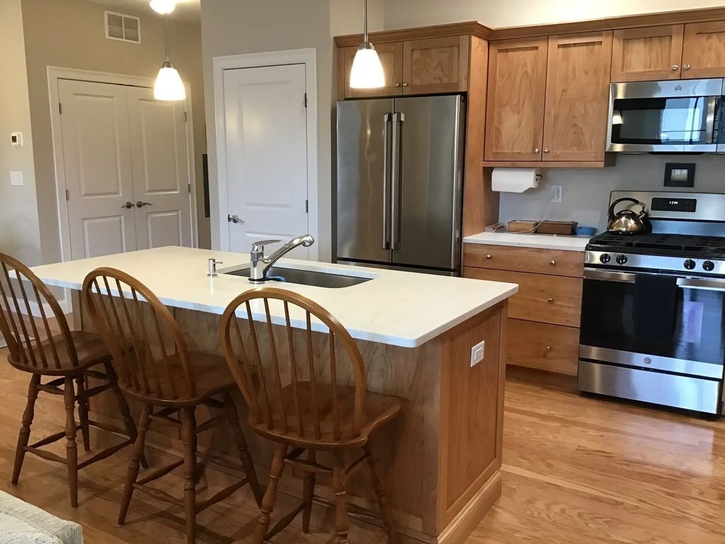 45 Plaza Way #204, Plymouth