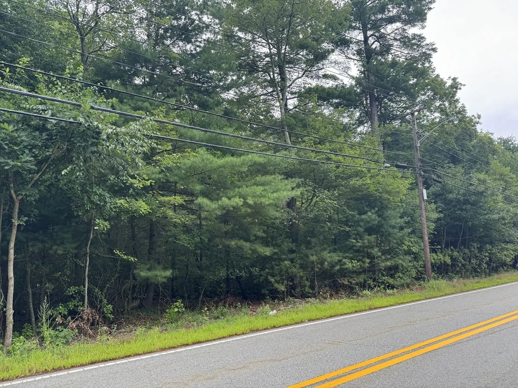 2034 County Street (lot 4), Taunton