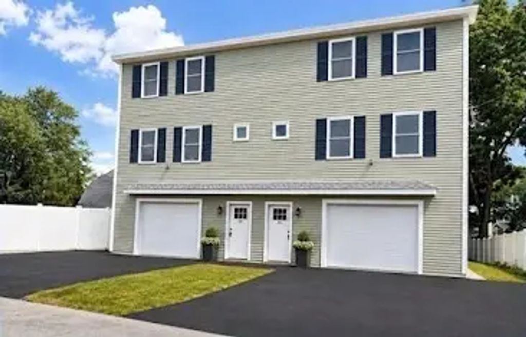 28 Quigley Ave #28, Chelmsford