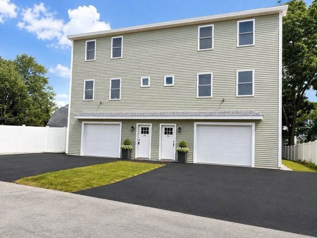 28 Quigley Ave #28, Chelmsford