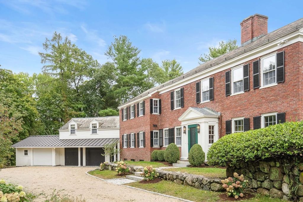 35 Sandy Pond Rd, Lincoln