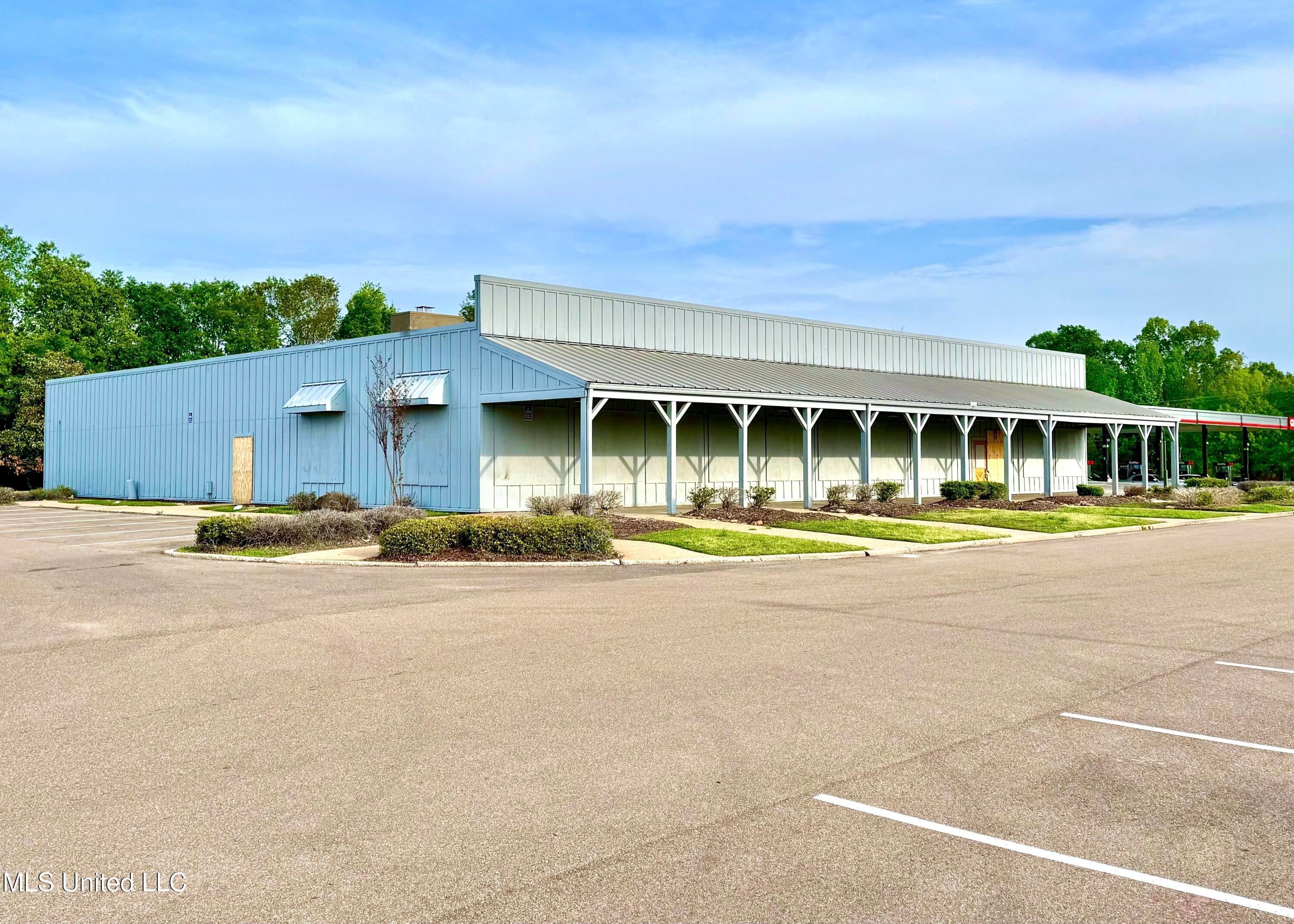 6020-interstate-55-jackson-property-listing-mls-4078511