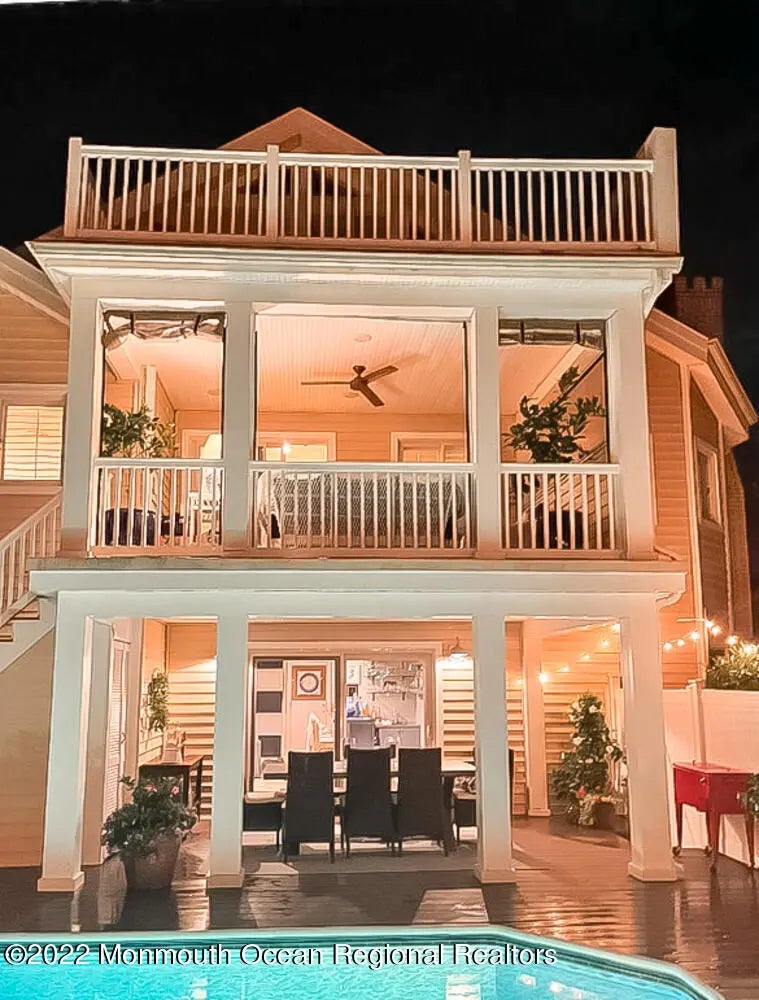 12 Captains Court, Manasquan