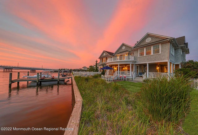 306 Old Bridge Street Summer Rental, Mantoloking