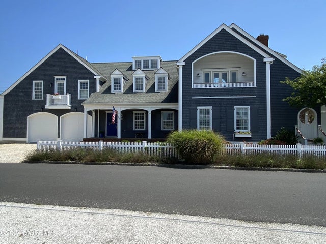 1081 Barnegat Lane, Mantoloking