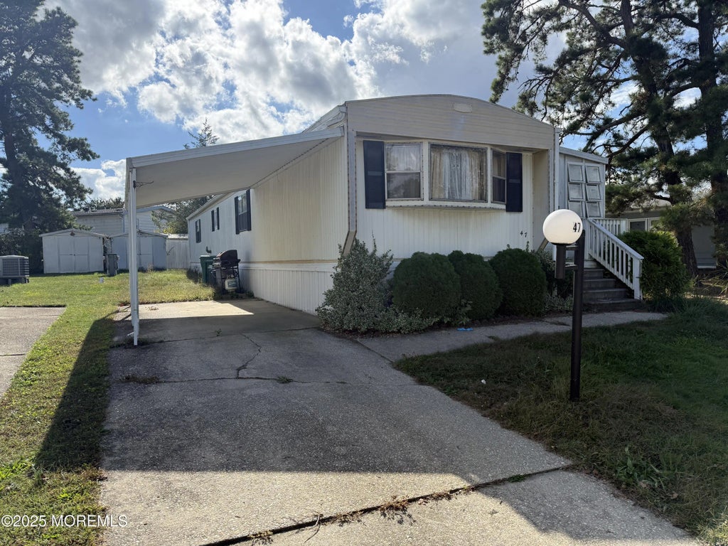 47 Nancy Lane, Barnegat