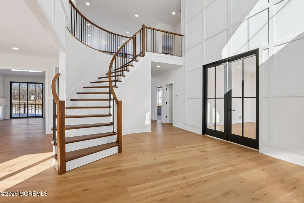 4 Fortune Court, Freehold