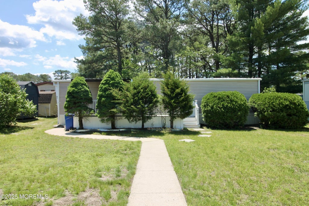 41 Eagle Drive, Whiting