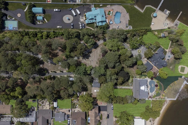 226 Kettle Creek Road, Toms River