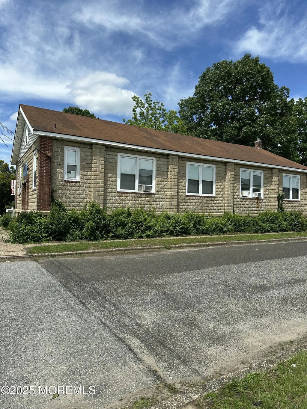 400 Magnolia Street, Beverly