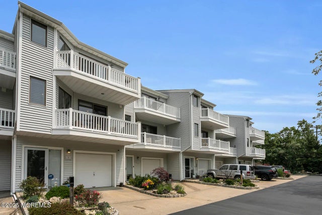 7 Navesink Court, Long Branch