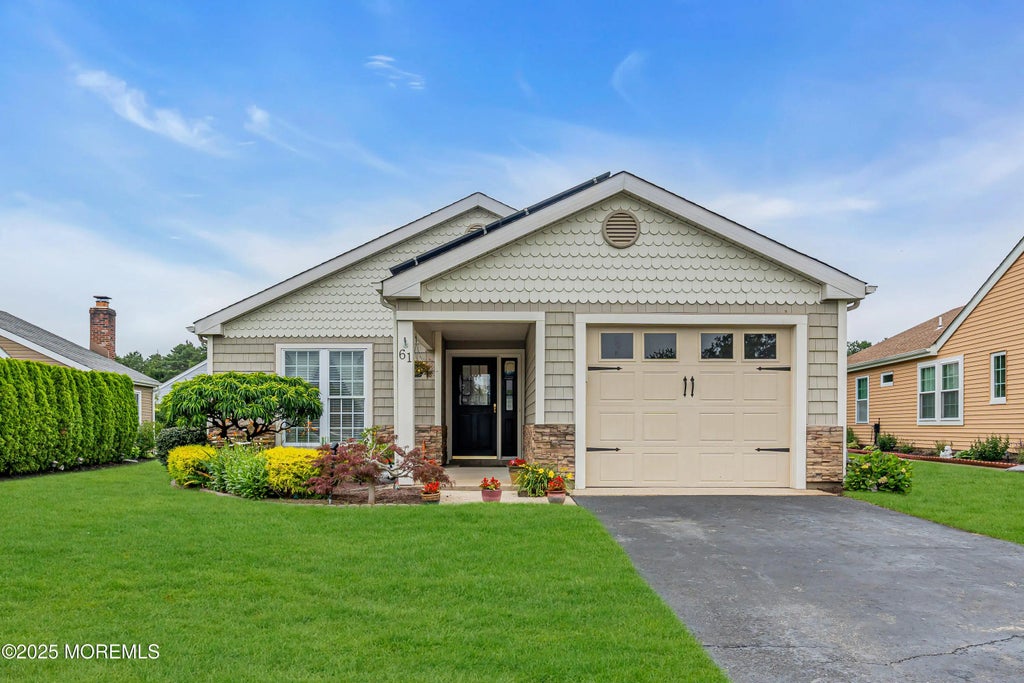 61 Mansfield Avenue, Manchester