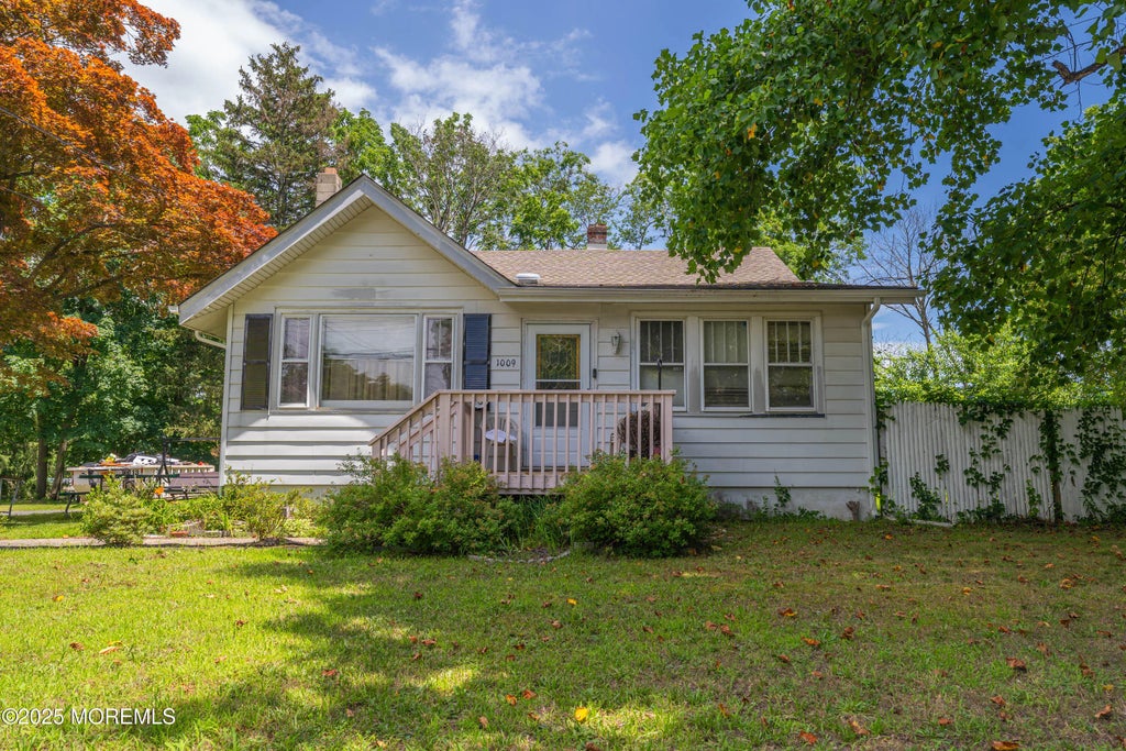 1009 Old Corlies Avenue, Neptune Township