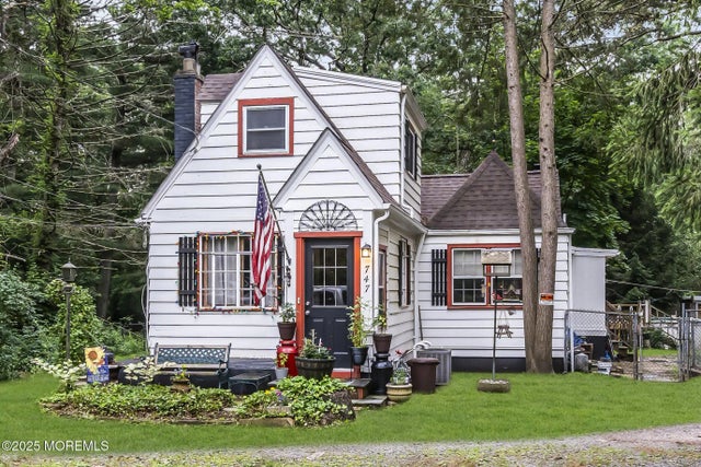 747 W Veterans Highway, Jackson