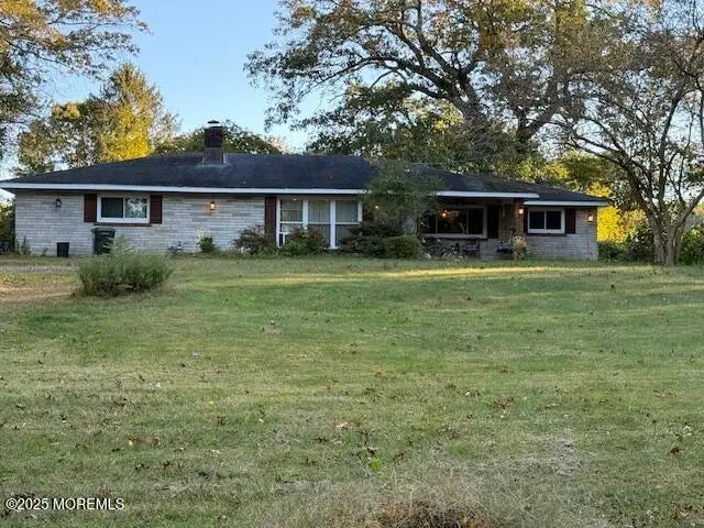 138 Windeler Road, Howell