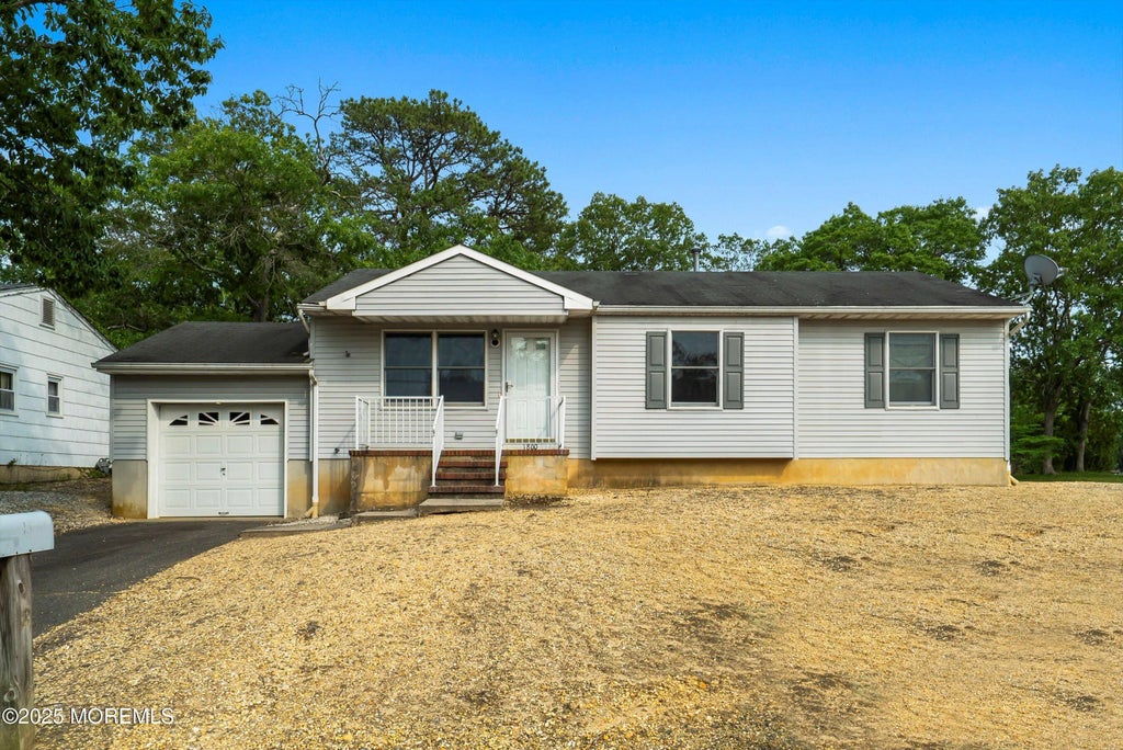 1800 Ravine Drive, Forked River