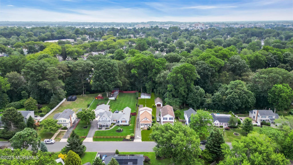 833 Lincoln Street, Middletown