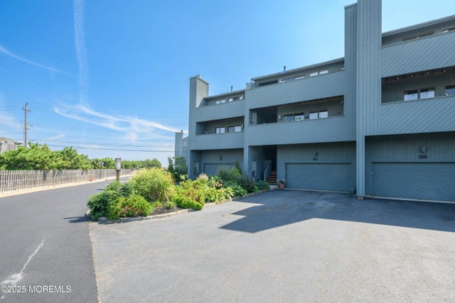 1566 Ocean Avenue 38, Sea Bright