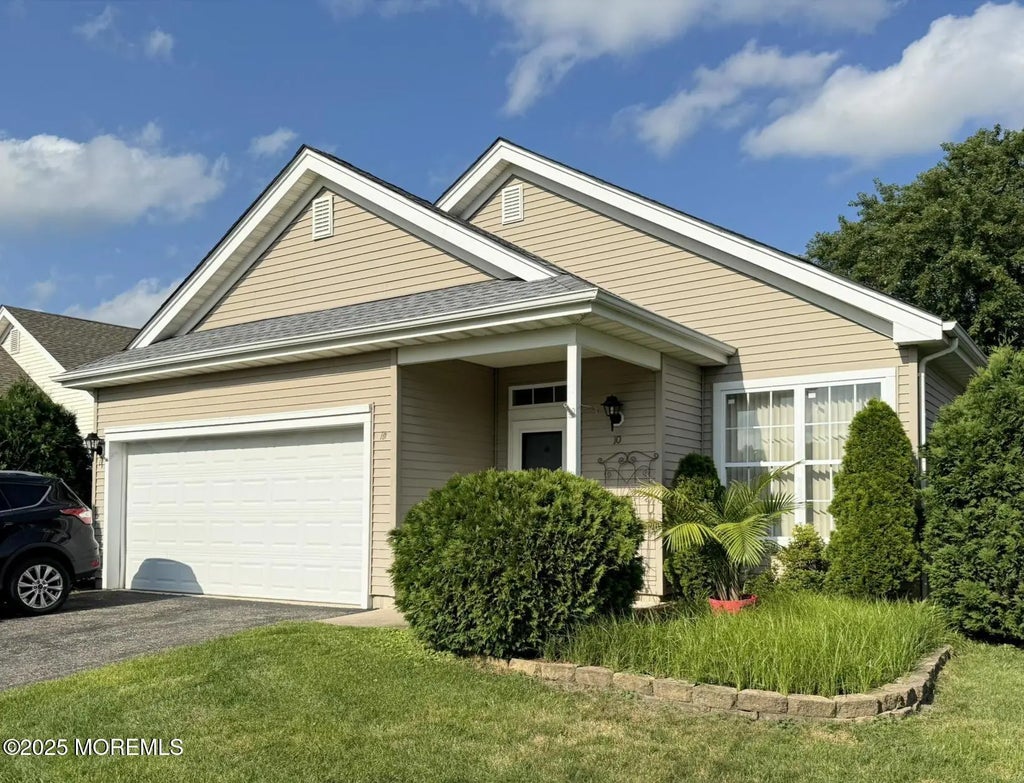 10 Kirkby Lane, Manchester