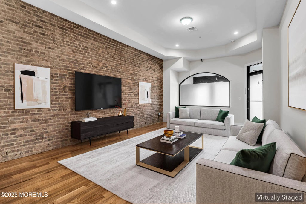 7 Broad Street 2, Red Bank