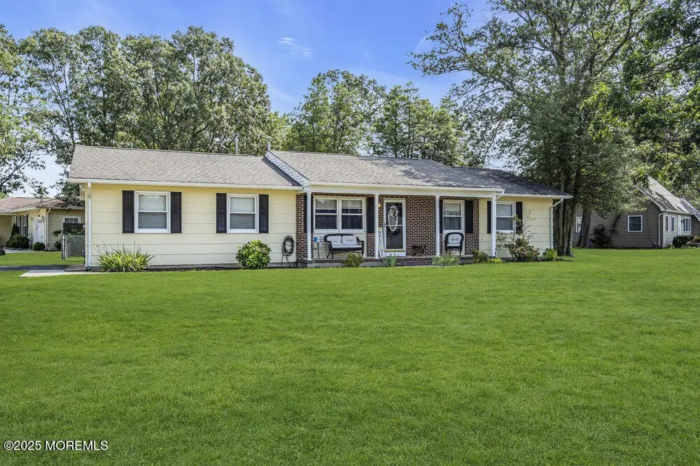 124 Oakwood Place, Forked River