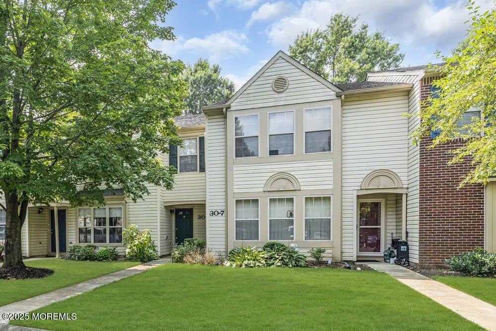 30-6 Remington Drive, Freehold