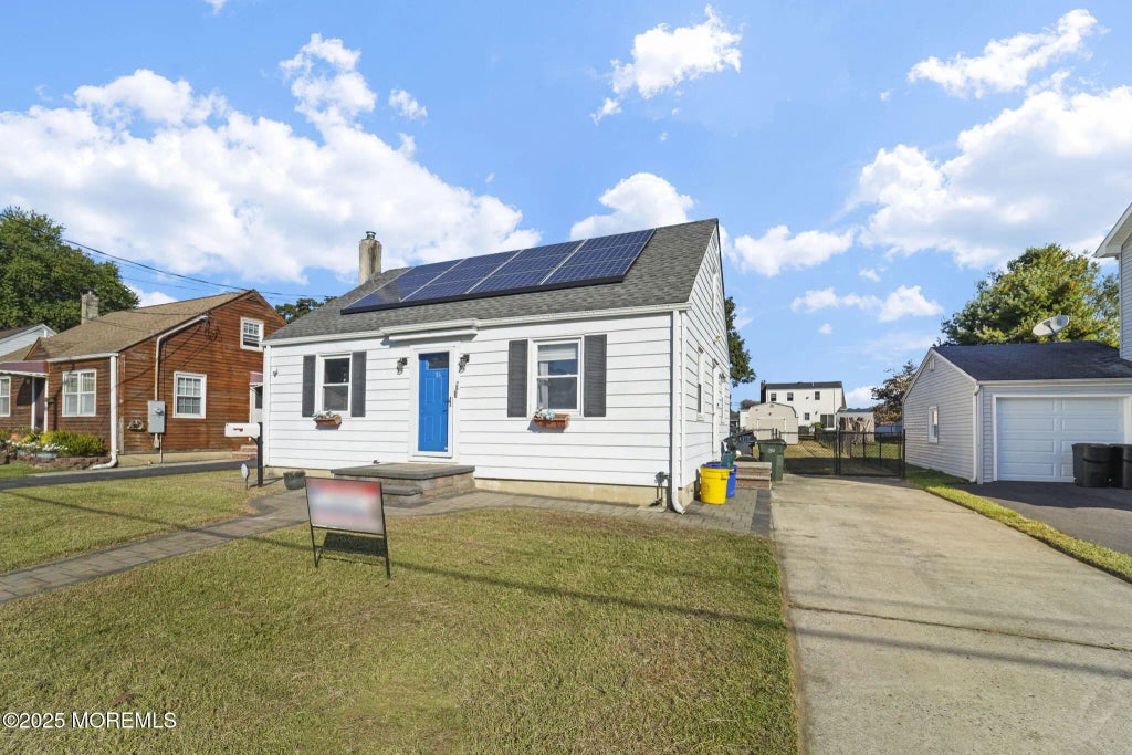 14 Schiverea Avenue, Freehold