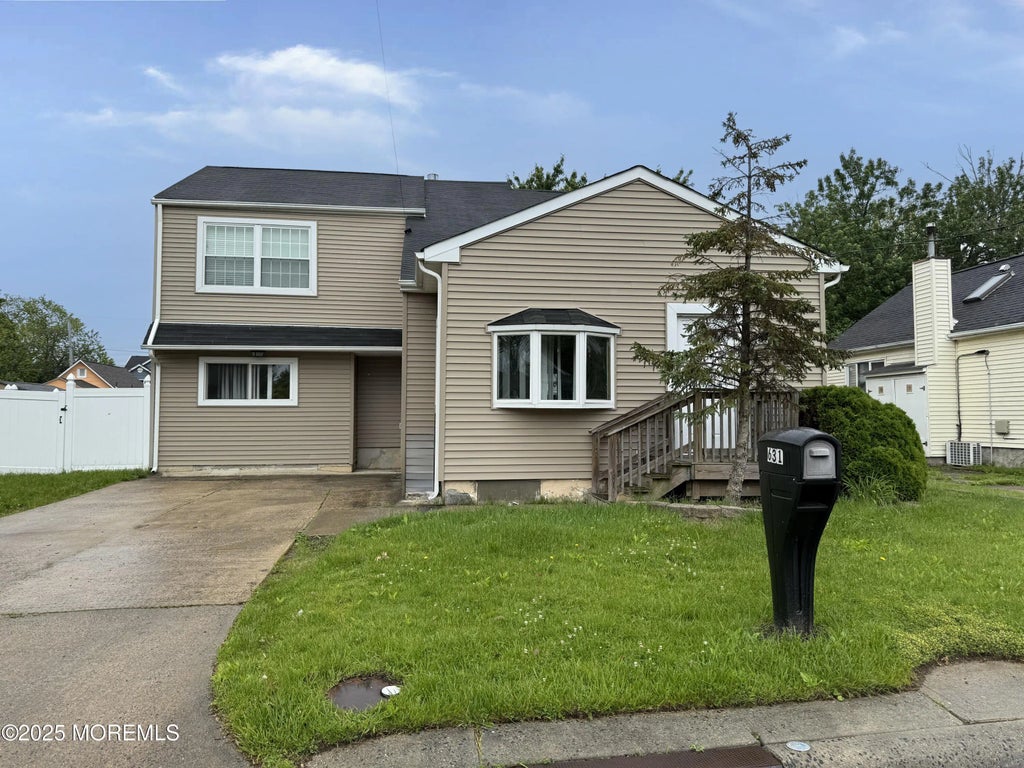 631 Sydney Avenue, Union Beach