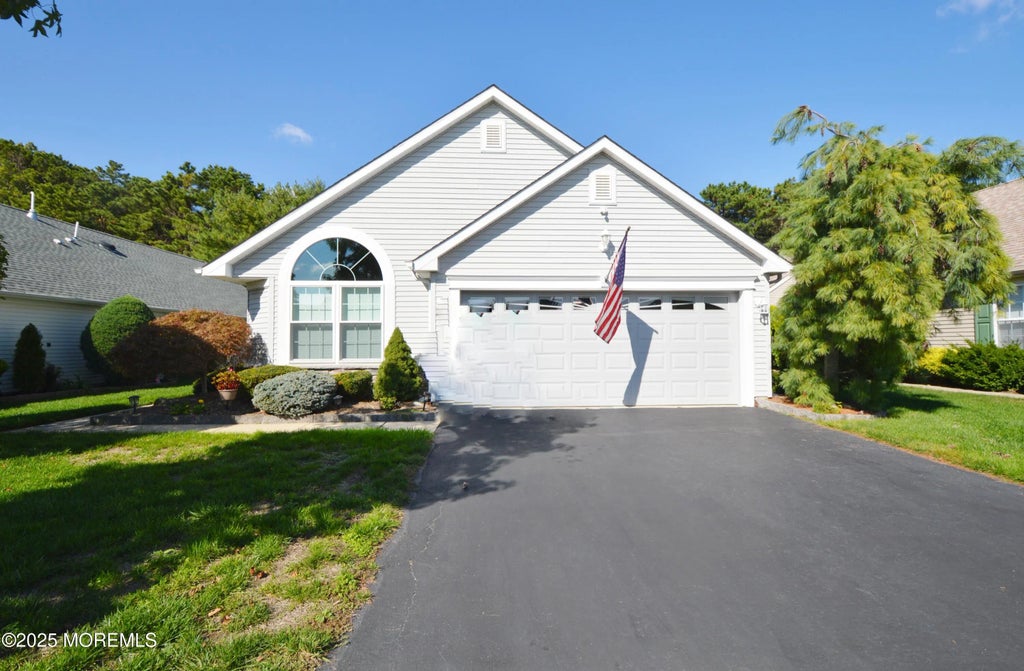2506 Woodbine Lane, Toms River